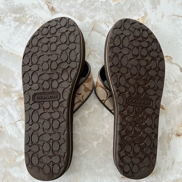Coach Jolie Sandals flip flops, size 7 - Picture 2 of 6